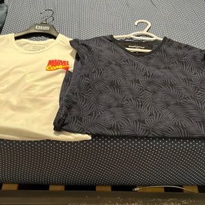 Size:M, color: white and black good condition